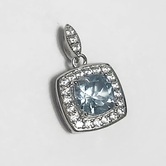 NEW 1.30 ctw Blue TOPAZ Cushion Silver Pendant - Picture 4 of 7